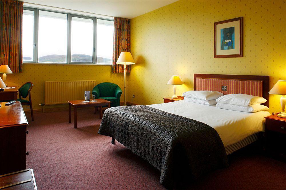 Plaza Hotel Tallaght Ngoại thất bức ảnh