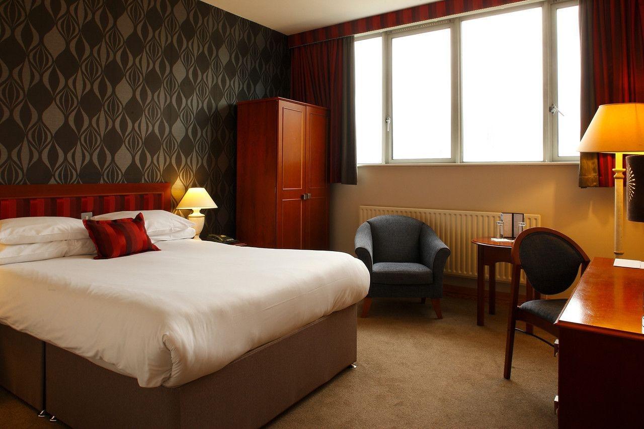 Plaza Hotel Tallaght Ngoại thất bức ảnh