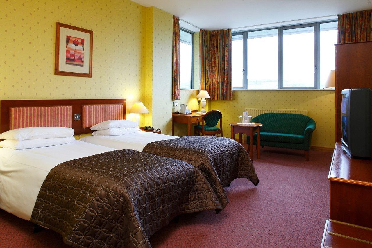 Plaza Hotel Tallaght Ngoại thất bức ảnh
