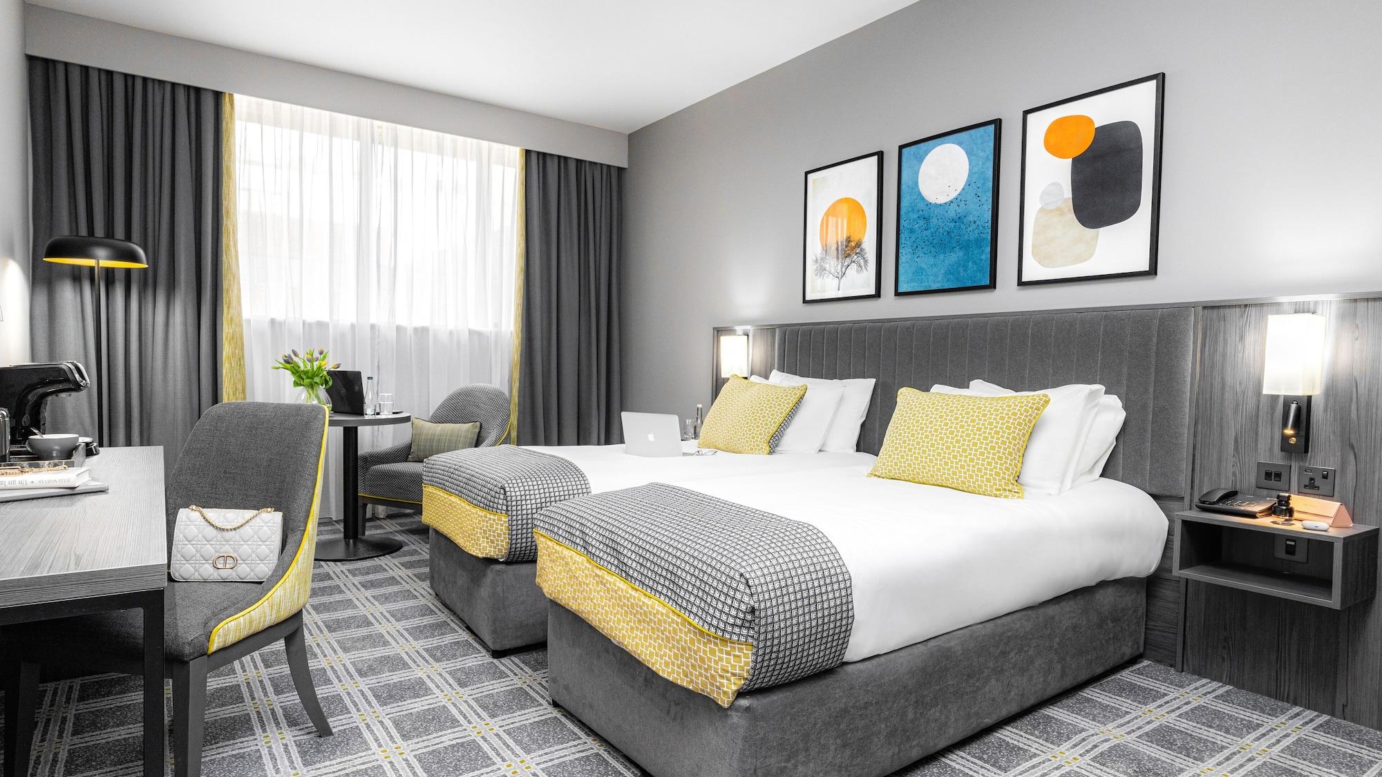 Plaza Hotel Tallaght Ngoại thất bức ảnh