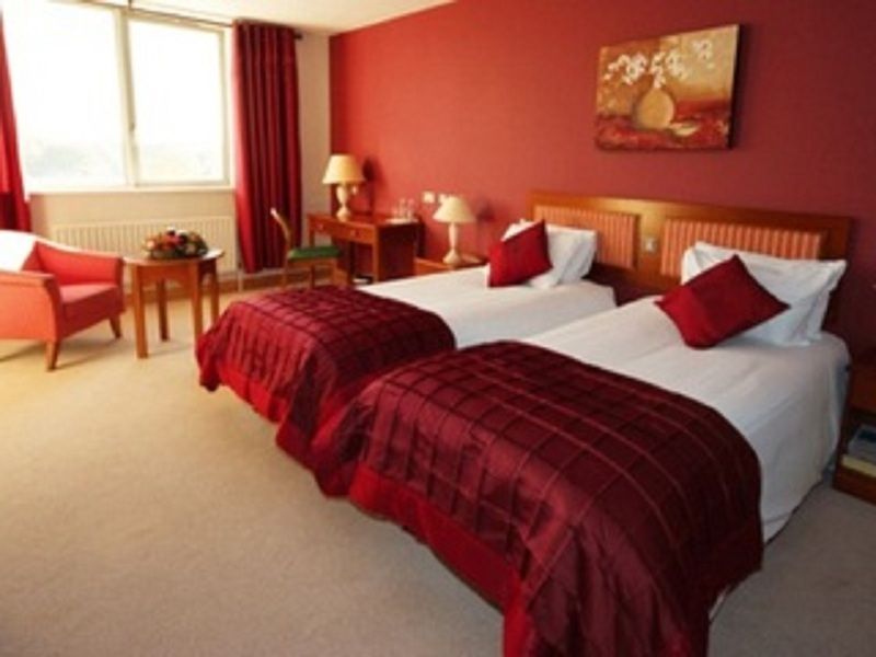 Plaza Hotel Tallaght Ngoại thất bức ảnh